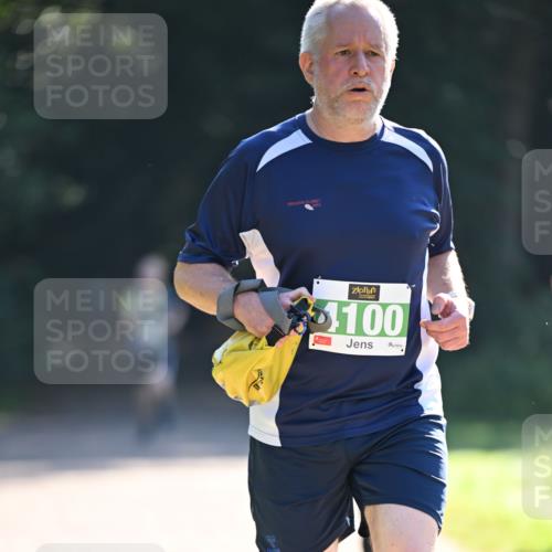 22.09.2024 - 32. Volkslauf durch das schöne Alstertal Dr. Thomas Lammeyer http://msf.ph/oto/7111735 22.09.2024 10:53:43 Laufen 100 meine-sportfotos.de