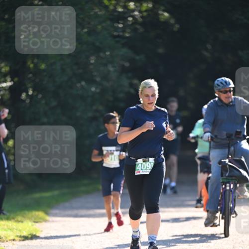 22.09.2024 - 32. Volkslauf durch das schöne Alstertal Dr. Thomas Lammeyer http://msf.ph/oto/7112091 22.09.2024 10:54:37 Laufen 10, 4090 meine-sportfotos.de