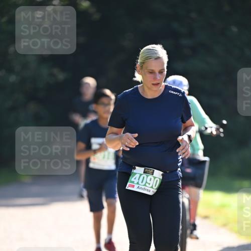 22.09.2024 - 32. Volkslauf durch das schöne Alstertal Dr. Thomas Lammeyer http://msf.ph/oto/7112163 22.09.2024 10:54:39 Laufen 4090 meine-sportfotos.de