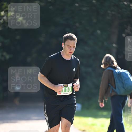 22.09.2024 - 32. Volkslauf durch das schöne Alstertal Dr. Thomas Lammeyer http://msf.ph/oto/7112225 22.09.2024 10:54:46 Laufen 115 meine-sportfotos.de