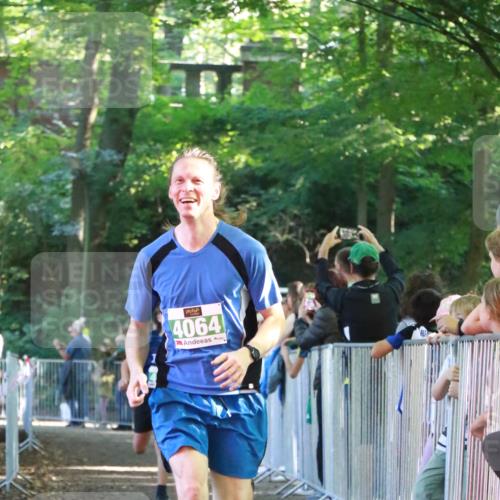 22.09.2024 - 32. Volkslauf durch das schöne Alstertal H.Heesch http://msf.ph/oto/7112268 22.09.2024 10:56:34 Ziel 4008, 4064, 4065, 4960 meine-sportfotos.de