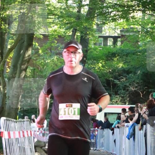 22.09.2024 - 32. Volkslauf durch das schöne Alstertal H.Heesch http://msf.ph/oto/7112548 22.09.2024 10:57:00 Ziel 4049, 4101, 4127, 4156 meine-sportfotos.de