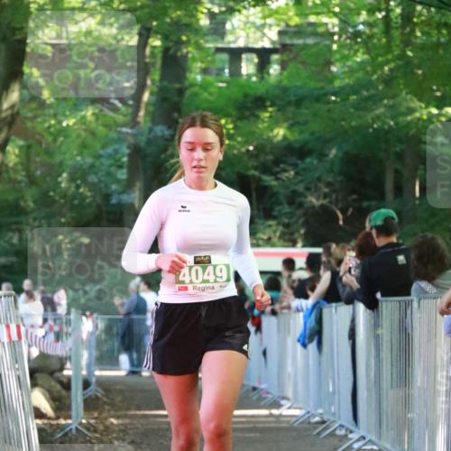 22.09.2024 - 32. Volkslauf durch das schöne Alstertal H.Heesch http://msf.ph/oto/7112583 22.09.2024 10:57:03 Ziel 4049, 4101 meine-sportfotos.de