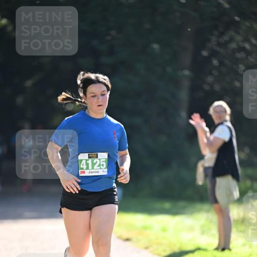22.09.2024 - 32. Volkslauf durch das schöne Alstertal Dr. Thomas Lammeyer http://msf.ph/oto/7112584 22.09.2024 10:55:59 Laufen 4125 meine-sportfotos.de
