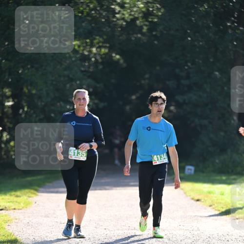 22.09.2024 - 32. Volkslauf durch das schöne Alstertal Dr. Thomas Lammeyer http://msf.ph/oto/7112697 22.09.2024 10:56:21 Laufen 4135, 4134 meine-sportfotos.de