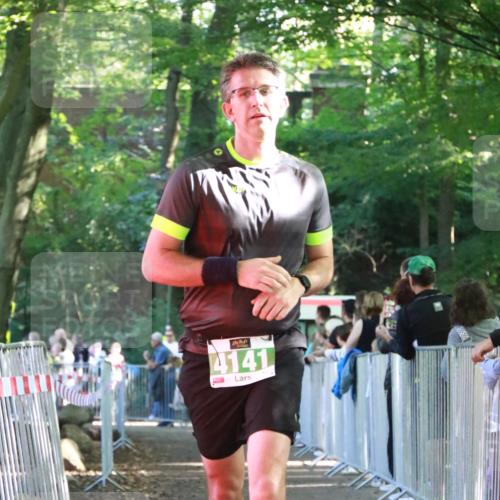 22.09.2024 - 32. Volkslauf durch das schöne Alstertal H.Heesch http://msf.ph/oto/7112770 22.09.2024 10:57:29 Ziel 4141 meine-sportfotos.de