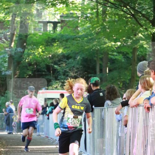 22.09.2024 - 32. Volkslauf durch das schöne Alstertal H.Heesch http://msf.ph/oto/7112800 22.09.2024 10:57:38 Ziel 4012, 4062 meine-sportfotos.de
