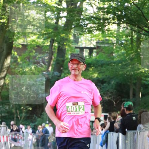 22.09.2024 - 32. Volkslauf durch das schöne Alstertal H.Heesch http://msf.ph/oto/7112863 22.09.2024 10:57:42 Ziel 4012, 4062 meine-sportfotos.de