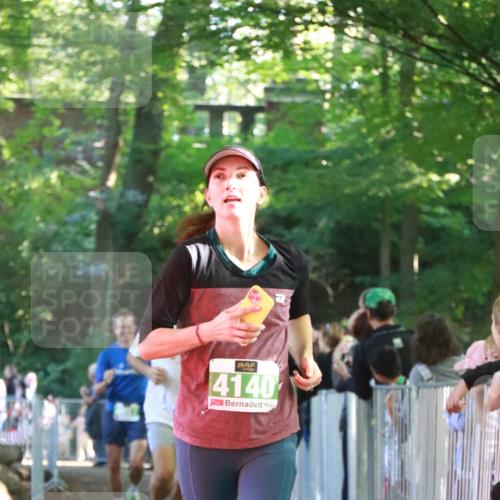 22.09.2024 - 32. Volkslauf durch das schöne Alstertal H.Heesch http://msf.ph/oto/7112912 22.09.2024 10:57:53 Ziel 4056, 4118, 4140, 4957, 4969 meine-sportfotos.de