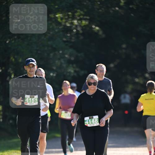 22.09.2024 - 32. Volkslauf durch das schöne Alstertal Dr. Thomas Lammeyer http://msf.ph/oto/7112919 22.09.2024 10:56:54 Laufen 4151, 4148 meine-sportfotos.de
