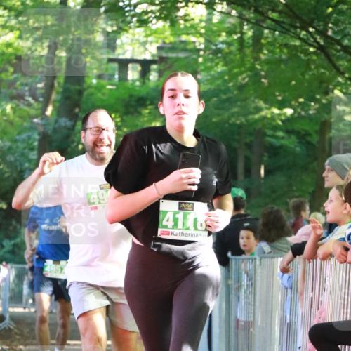 22.09.2024 - 32. Volkslauf durch das schöne Alstertal H.Heesch http://msf.ph/oto/7112939 22.09.2024 10:57:55 Ziel 4055, 4056, 4118, 4140, 4957, 4969 meine-sportfotos.de