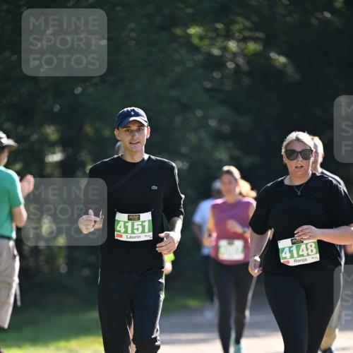 22.09.2024 - 32. Volkslauf durch das schöne Alstertal Dr. Thomas Lammeyer http://msf.ph/oto/7112940 22.09.2024 10:56:55 Laufen 4151, 4148 meine-sportfotos.de