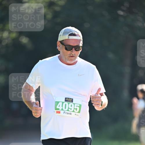 22.09.2024 - 32. Volkslauf durch das schöne Alstertal Dr. Thomas Lammeyer http://msf.ph/oto/7113043 22.09.2024 10:57:05 Laufen 4095 meine-sportfotos.de