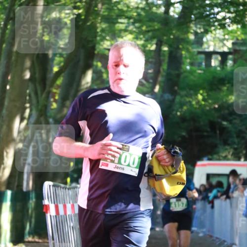 22.09.2024 - 32. Volkslauf durch das schöne Alstertal H.Heesch http://msf.ph/oto/7113077 22.09.2024 10:58:06 Ziel 4055, 4100, 4157 meine-sportfotos.de