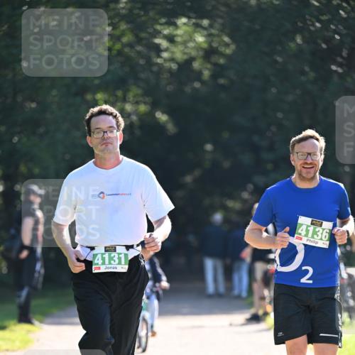 22.09.2024 - 32. Volkslauf durch das schöne Alstertal Dr. Thomas Lammeyer http://msf.ph/oto/7113134 22.09.2024 10:57:58 Laufen 4131, 4136 meine-sportfotos.de