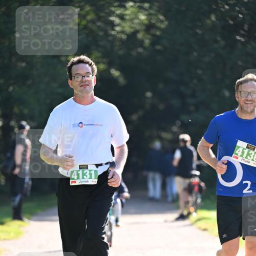 22.09.2024 - 32. Volkslauf durch das schöne Alstertal Dr. Thomas Lammeyer http://msf.ph/oto/7113144 22.09.2024 10:57:58 Laufen 4131, 4136, 2 meine-sportfotos.de