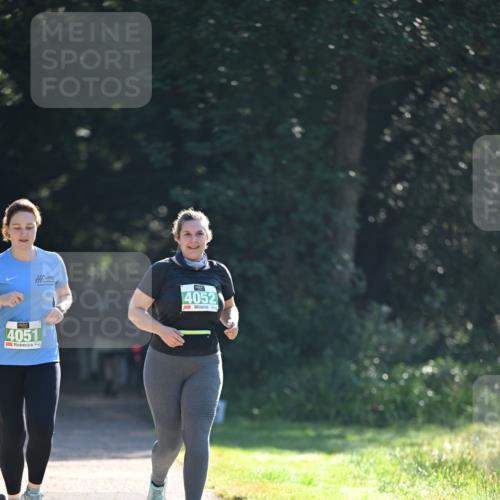 22.09.2024 - 32. Volkslauf durch das schöne Alstertal Dr. Thomas Lammeyer http://msf.ph/oto/7113177 22.09.2024 10:58:24 Laufen 4051, 4052 meine-sportfotos.de