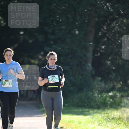 22.09.2024 - 32. Volkslauf durch das schöne Alstertal Dr. Thomas Lammeyer http://msf.ph/oto/7113190 22.09.2024 10:58:25 Laufen 4051, 4052 meine-sportfotos.de