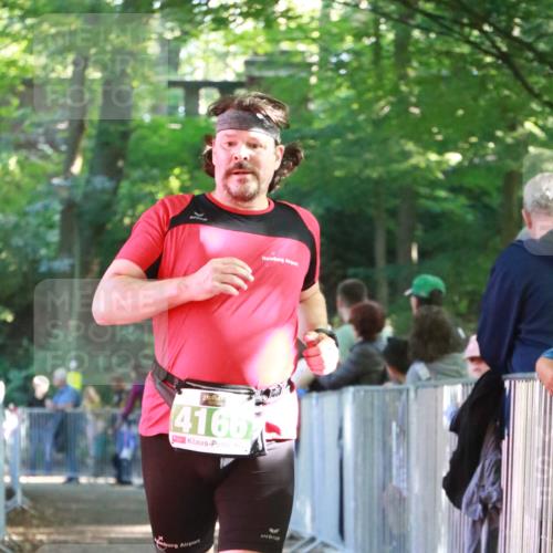 22.09.2024 - 32. Volkslauf durch das schöne Alstertal H.Heesch http://msf.ph/oto/7113209 22.09.2024 10:58:30 Ziel 4166 meine-sportfotos.de