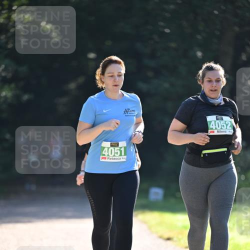 22.09.2024 - 32. Volkslauf durch das schöne Alstertal Dr. Thomas Lammeyer http://msf.ph/oto/7113220 22.09.2024 10:58:27 Laufen 4051, 4052 meine-sportfotos.de