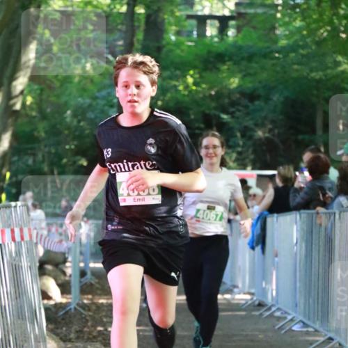 22.09.2024 - 32. Volkslauf durch das schöne Alstertal H.Heesch http://msf.ph/oto/7113269 22.09.2024 10:59:07 Ziel 4067, 4068, 4089 meine-sportfotos.de