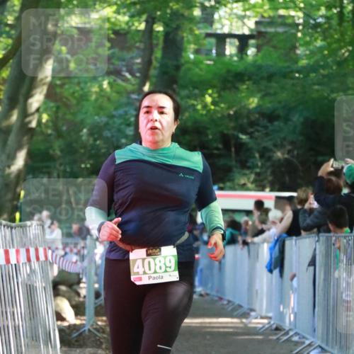 22.09.2024 - 32. Volkslauf durch das schöne Alstertal H.Heesch http://msf.ph/oto/7113335 22.09.2024 10:59:10 Ziel 4067, 4068, 4089 meine-sportfotos.de