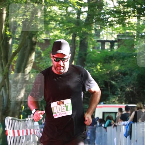 22.09.2024 - 32. Volkslauf durch das schöne Alstertal H.Heesch http://msf.ph/oto/7113376 22.09.2024 10:59:19 Ziel 4057 meine-sportfotos.de