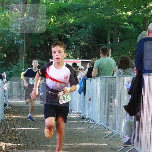 22.09.2024 - 32. Volkslauf durch das schöne Alstertal H.Heesch http://msf.ph/oto/7113411 22.09.2024 10:59:30 Ziel 4112, 4167 meine-sportfotos.de