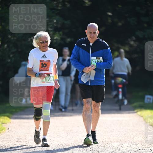 22.09.2024 - 32. Volkslauf durch das schöne Alstertal Dr. Thomas Lammeyer http://msf.ph/oto/7113423 22.09.2024 10:59:20 Laufen 10, 14, 4106, 4122 meine-sportfotos.de