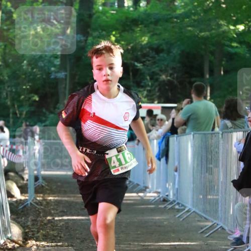 22.09.2024 - 32. Volkslauf durch das schöne Alstertal H.Heesch http://msf.ph/oto/7113432 22.09.2024 10:59:30 Ziel 4112, 4167 meine-sportfotos.de