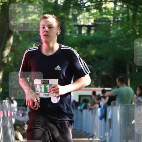 22.09.2024 - 32. Volkslauf durch das schöne Alstertal H.Heesch http://msf.ph/oto/7113468 22.09.2024 10:59:33 Ziel 4112, 4167 meine-sportfotos.de