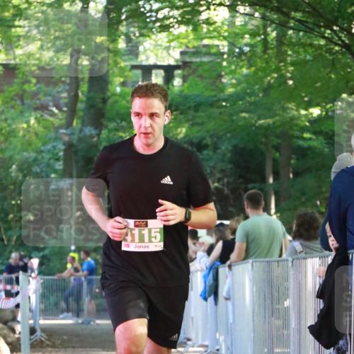 22.09.2024 - 32. Volkslauf durch das schöne Alstertal H.Heesch http://msf.ph/oto/7113590 22.09.2024 10:59:56 Ziel 4014, 4115 meine-sportfotos.de