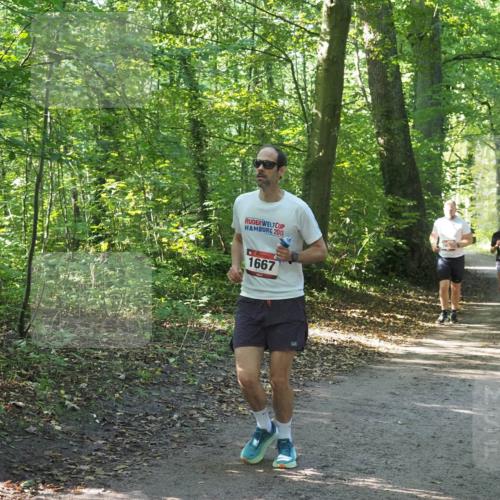 22.09.2024 - 32. Volkslauf durch das schöne Alstertal Miley Keyser http://msf.ph/oto/7136719 22.09.2024 10:26:31 Laufen 2011, 1041, 1667, 1716 meine-sportfotos.de
