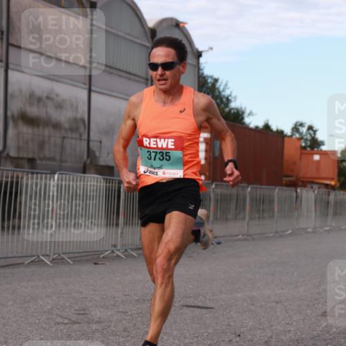 03.10.2024 - Köhlbrandbrückenlauf H.Heesch http://msf.ph/oto/7137805 03.10.2024 09:39:48 Ziel 3735 meine-sportfotos.de