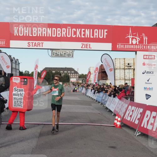 03.10.2024 - Köhlbrandbrückenlauf KatJ http://msf.ph/oto/7137916 03.10.2024 09:44:16 Ziel 1038 meine-sportfotos.de