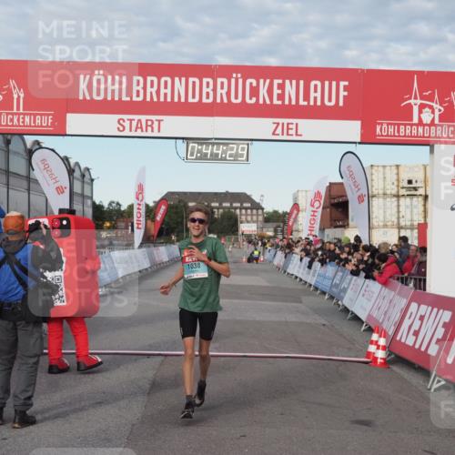 03.10.2024 - Köhlbrandbrückenlauf KatJ http://msf.ph/oto/7137930 03.10.2024 09:44:17 Ziel 1038 meine-sportfotos.de