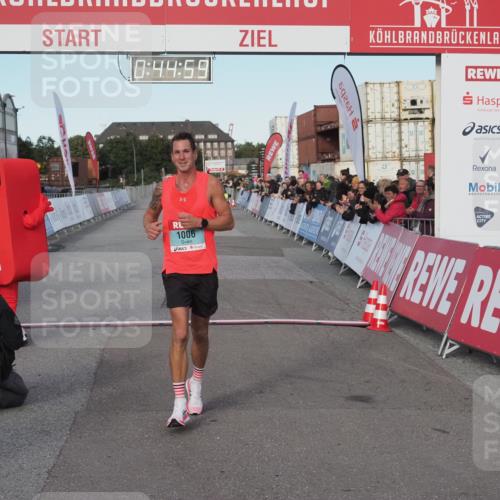 03.10.2024 - Köhlbrandbrückenlauf KatJ http://msf.ph/oto/7137981 03.10.2024 09:44:47 Ziel 1006 meine-sportfotos.de
