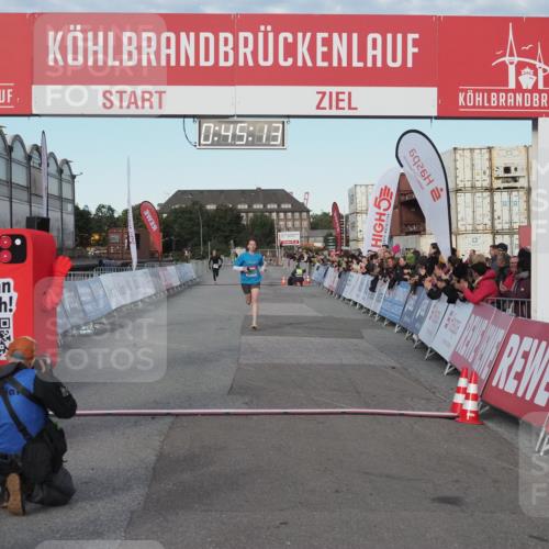 03.10.2024 - Köhlbrandbrückenlauf KatJ http://msf.ph/oto/7137991 03.10.2024 09:45:01 Ziel 1011, 1099 meine-sportfotos.de