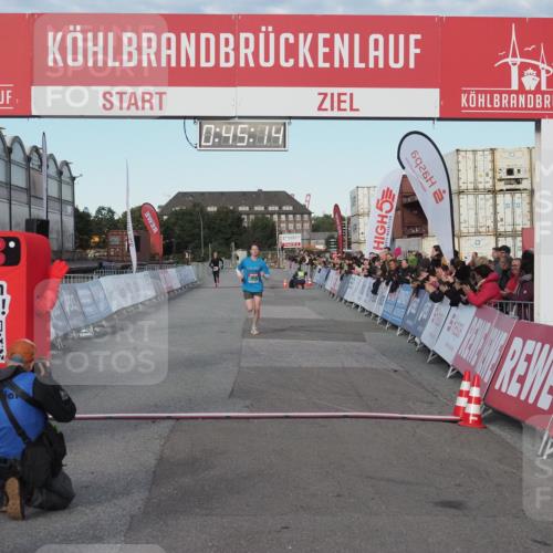 03.10.2024 - Köhlbrandbrückenlauf KatJ http://msf.ph/oto/7137994 03.10.2024 09:45:01 Ziel 1011, 1099 meine-sportfotos.de