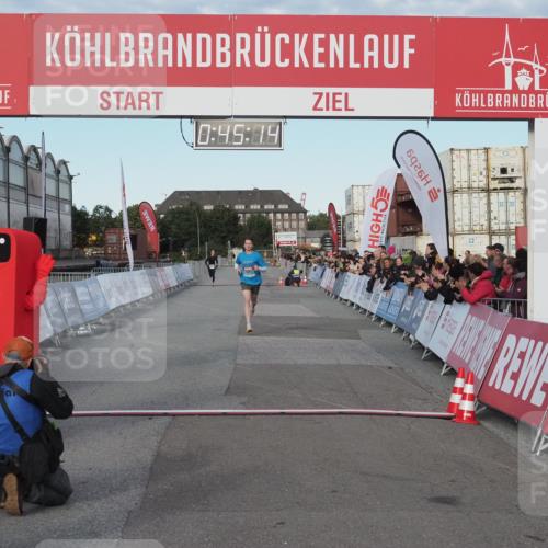 03.10.2024 - Köhlbrandbrückenlauf KatJ http://msf.ph/oto/7137996 03.10.2024 09:45:01 Ziel 1011, 1099 meine-sportfotos.de