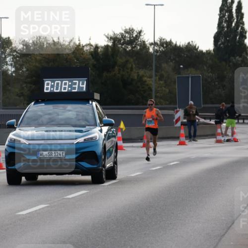 03.10.2024 - Köhlbrandbrückenlauf Luisa Fischer http://msf.ph/oto/7138057 03.10.2024 09:08:17 Position 3 8, 08, 34, 124, 3735 meine-sportfotos.de