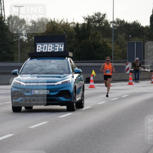 03.10.2024 - Köhlbrandbrückenlauf Luisa Fischer http://msf.ph/oto/7138059 03.10.2024 09:08:18 Position 3 8, 08, 34, 124, 3735 meine-sportfotos.de