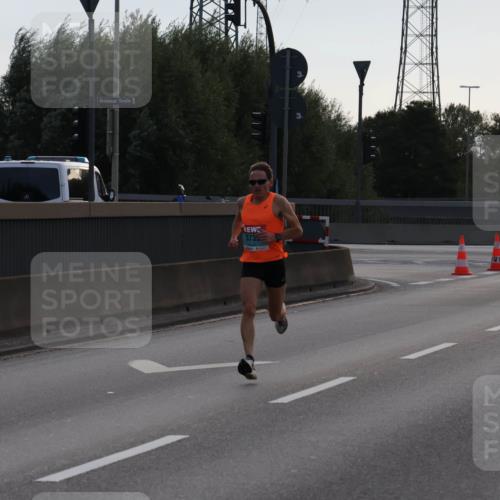 03.10.2024 - Köhlbrandbrückenlauf Luisa Fischer http://msf.ph/oto/7138088 03.10.2024 09:08:26 Position 3 3735 meine-sportfotos.de
