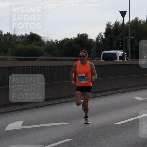 03.10.2024 - Köhlbrandbrückenlauf Luisa Fischer http://msf.ph/oto/7138101 03.10.2024 09:08:27 Position 3 3735 meine-sportfotos.de