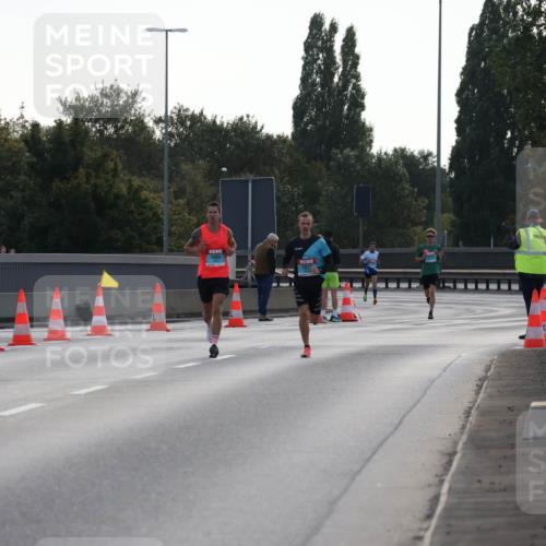 03.10.2024 - Köhlbrandbrückenlauf Luisa Fischer http://msf.ph/oto/7138108 03.10.2024 09:08:58 Position 3 101 meine-sportfotos.de