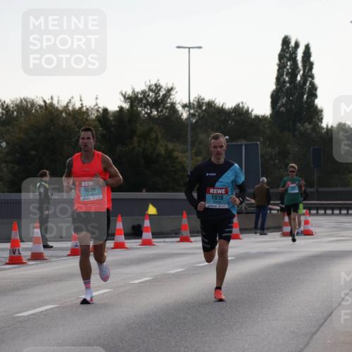 03.10.2024 - Köhlbrandbrückenlauf Luisa Fischer http://msf.ph/oto/7138116 03.10.2024 09:09:04 Position 3 1006, 1010 meine-sportfotos.de