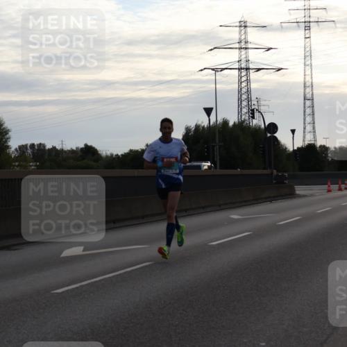 03.10.2024 - Köhlbrandbrückenlauf Luisa Fischer http://msf.ph/oto/7138150 03.10.2024 09:09:31 Position 3  meine-sportfotos.de