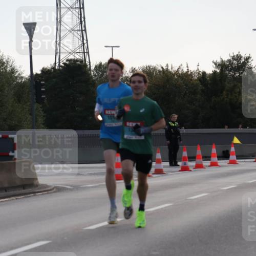03.10.2024 - Köhlbrandbrückenlauf Luisa Fischer http://msf.ph/oto/7138154 03.10.2024 09:09:38 Position 3 101, 1020, 2423 meine-sportfotos.de