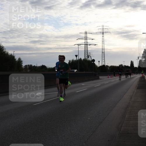 03.10.2024 - Köhlbrandbrückenlauf Luisa Fischer http://msf.ph/oto/7138173 03.10.2024 09:09:42 Position 3  meine-sportfotos.de