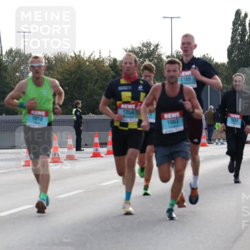 03.10.2024 - Köhlbrandbrückenlauf Luisa Fischer http://msf.ph/oto/7138216 03.10.2024 09:10:07 Position 3 1018, 1165, 1054, 1063, 1030 meine-sportfotos.de